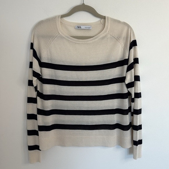 Zara Striped White Navy Pullover NWOT - Picture 3 of 8